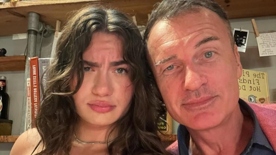 Julian McMahon ao lado da filha Madison - Reprodução/Instagram