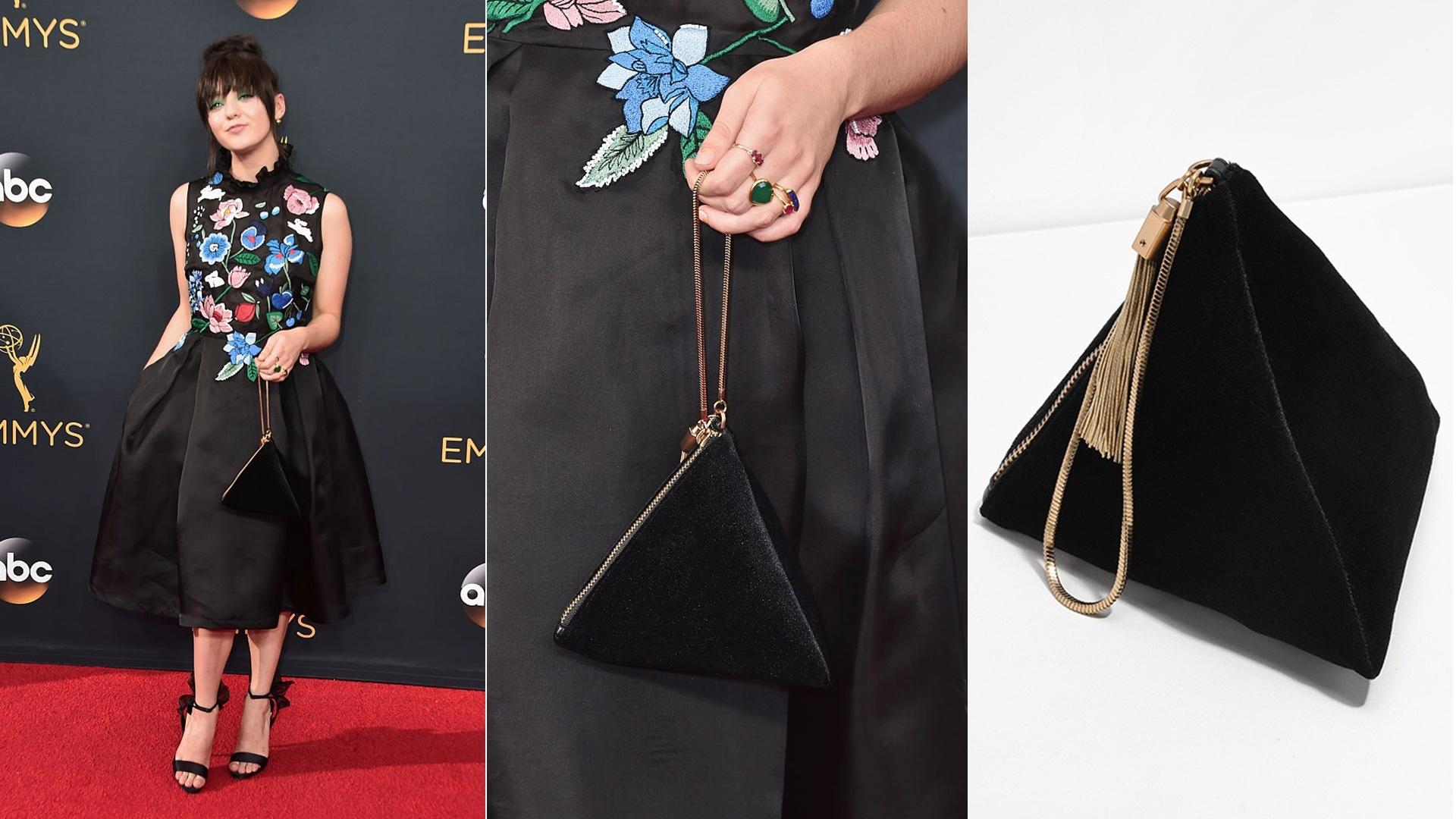 No Emmy 2016, a atriz Maisie Williams usou uma bolsa de festa acessível à boa parte dos mortais: o modelo triangular da marca Charles & Keith (www.charleskeith.com) custa US$ 39, o equivalente a R$ 130 (cotação do dia 20.dez.2016). A interprete da personagem Arya Stark, em "Game of Thrones", mostra que é "gente como a gente" e até repetiu o modelo em outro tapete vermelho - Getty Images/ Divulgação/ Montagem UOL