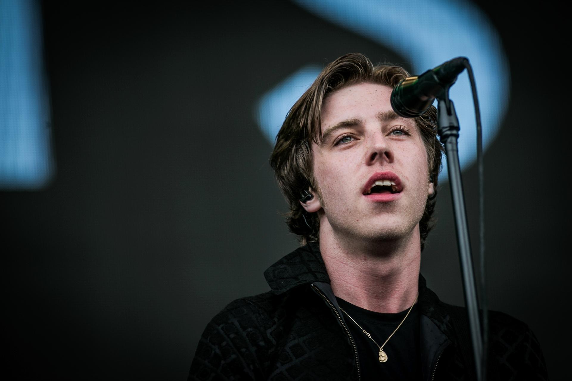 O grupo Catfish and the Bottlemen foi uma das primeiras atrações do palco Ônix neste segundo dia do Lollapalooza - Bruno Santos/UOL