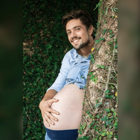 Rafael Cardoso aparece "grávido" - Reprodução/Instagram/maribridi