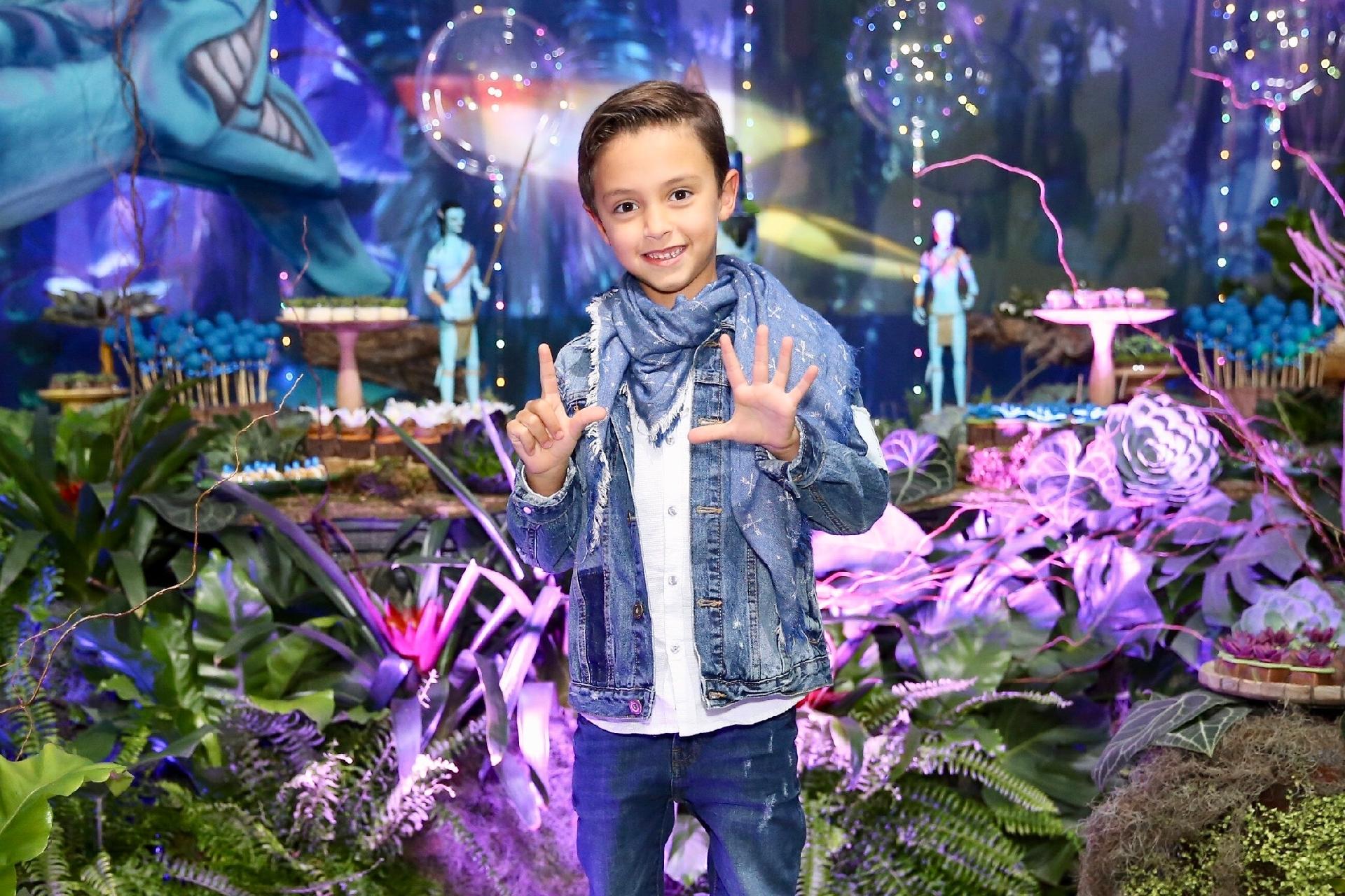 O  pequeno Arthur, primogênito da apresentadora Eliana, comemorou o aniversário de 7 anos, nesta sexta-feira (10).  Arthur é fruto do relacionamento de Eliana com o empresário e produtor musical João Marcelo Bôscoli --os dois se separaram em meados de março de 2014 - Manuela Scarpa/Brazil News