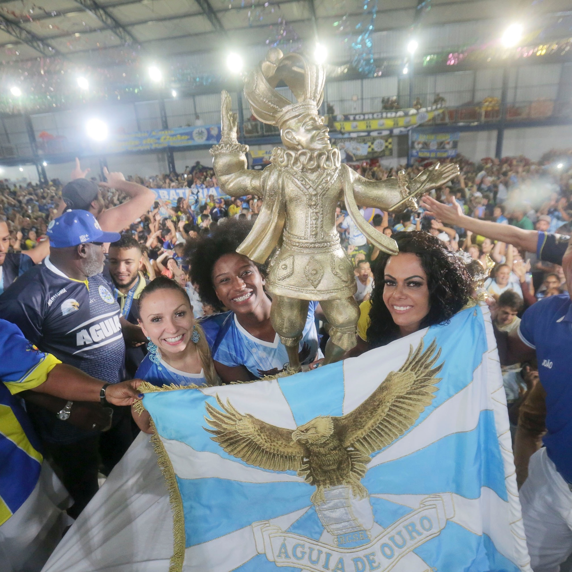 Sobre o Clube Águia de Ouro - AGUIA DE OURO ESCOLA E CLUBE DE TIRO