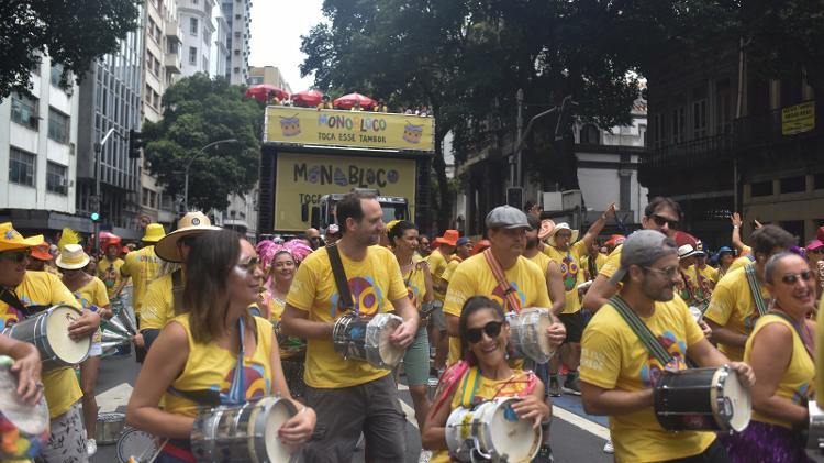 O bloco de rua já é uma tradição para os foliões cariocas