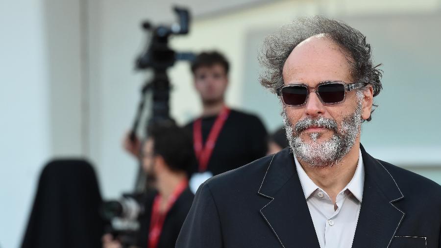 O diretor Luca Guadagnino deixou a premiação do Globo de Ouro após derrota