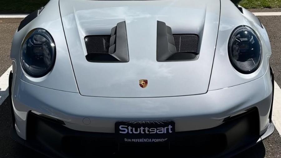 Neymar, que já tinha coleção milionária de carros de luxo na Arábia Saudita, comprou recentemente um Porsche 911 GT3 RS avaliado em cerca de R$ 4 milhões - Lucas Cherubini/Reprodução
