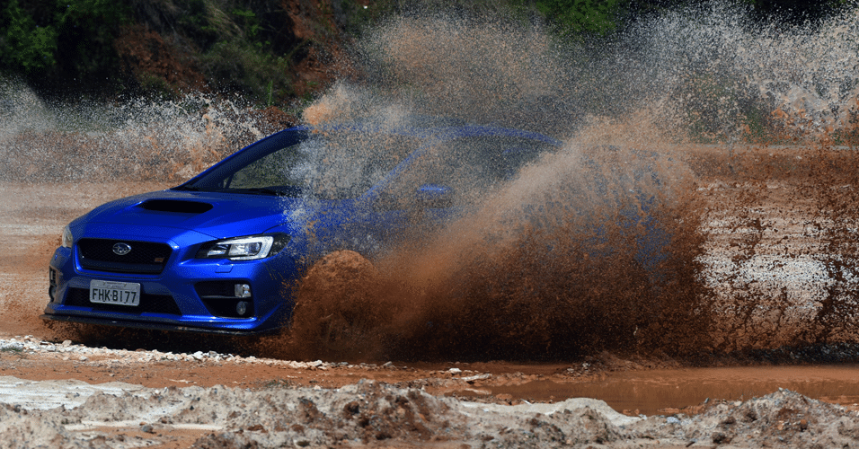 Subaru Impreza WRX STi - Murilo Góes/UOL