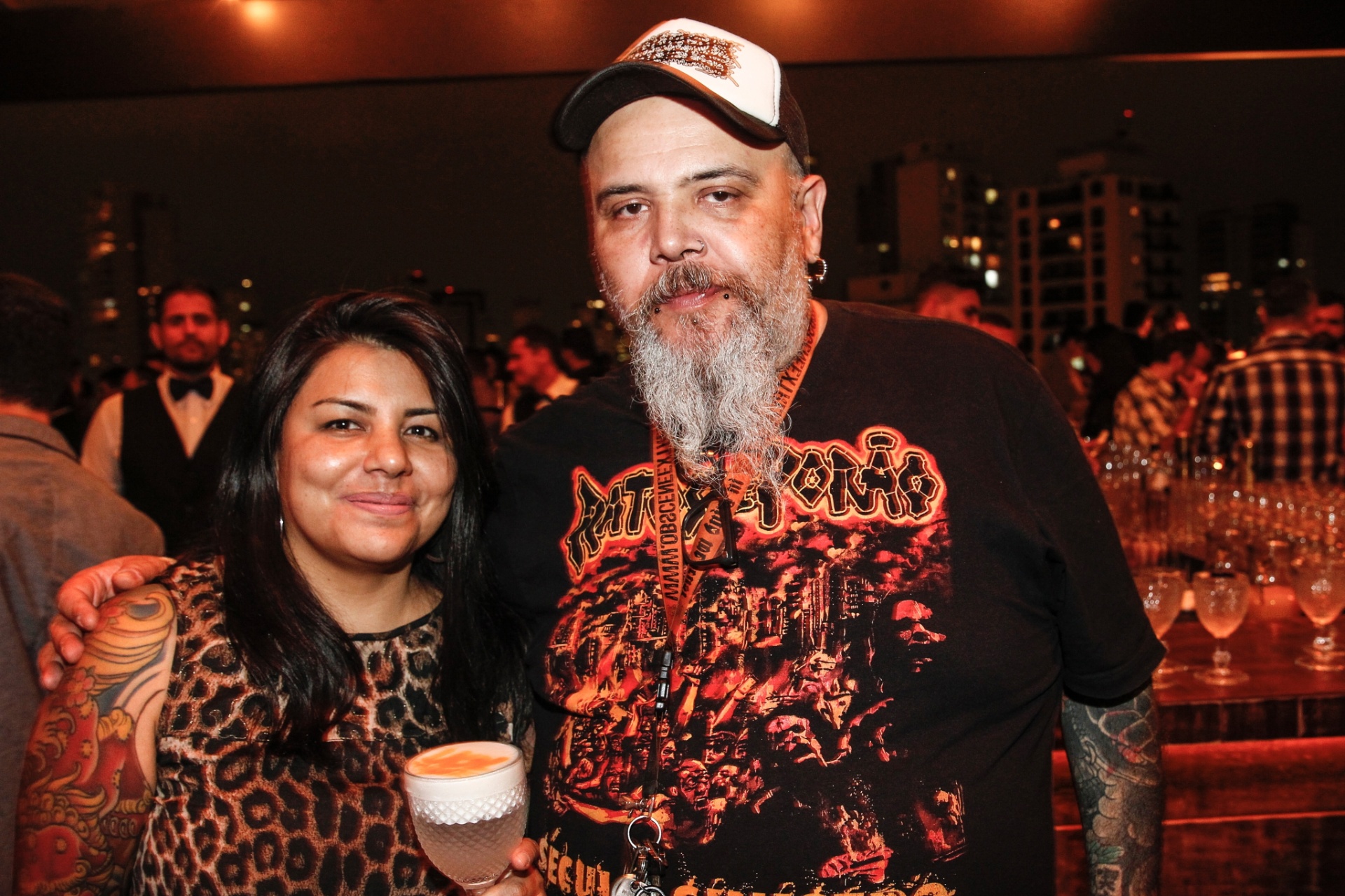 30.ago.2016 - João Gordo e a mulher Viviane Torrico comparecem à festa de 20 anos do UOL - Lucas Lima/UOL