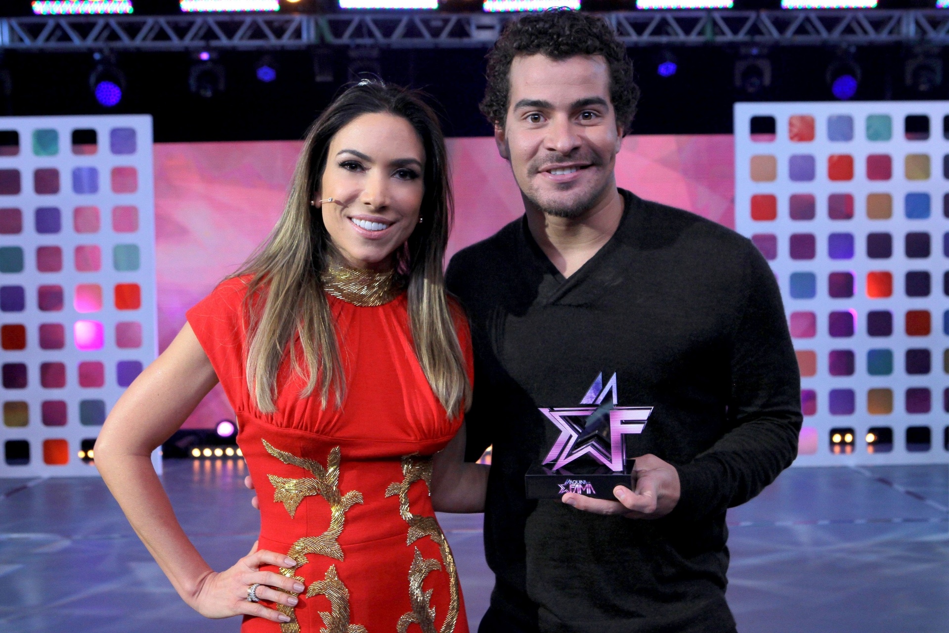 Ator de "A Lei do Amor", atual novela das nove da Globo, Thiago Martins ignorou a concorrência e participou do "Máquina da Fama", do SBT. O programa apresentado por Patricia Abravanel irá ao ar no dia 24 de outubro - Lourival Ribeiro/SBT