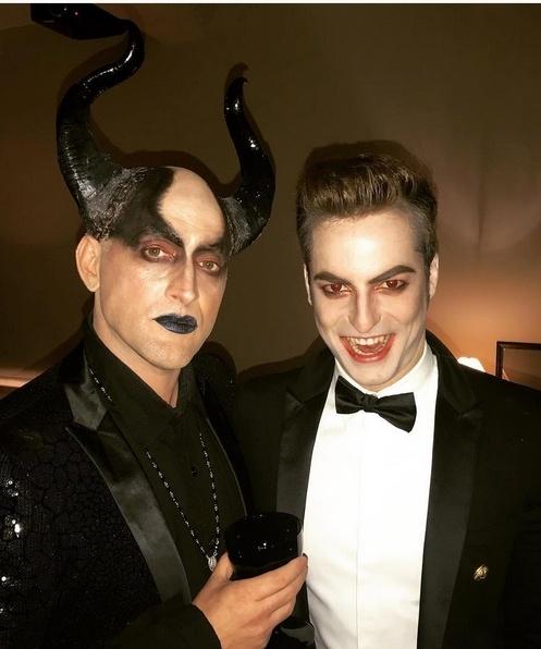 O humorista, que está em Nova York, também posou com o marido Thales Bretas - Reprodução/Instagram