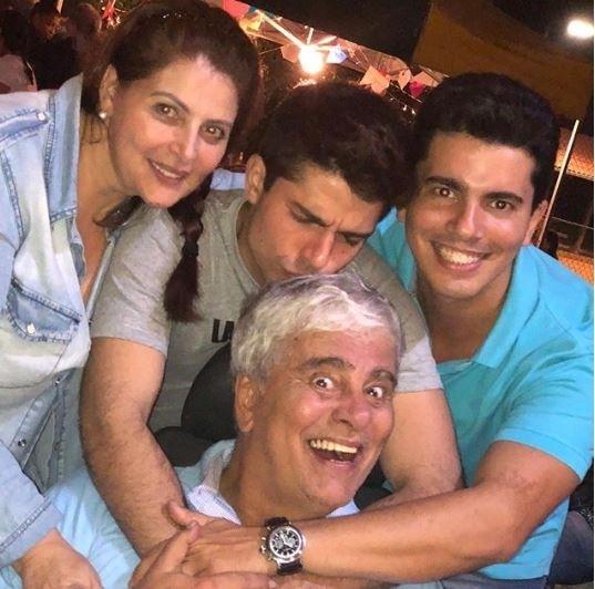 Wagner Montes, Sonia Lima e os dois filhos - Reprodução Instagram Sonia Lima