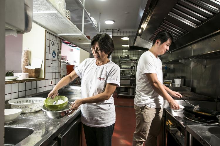 mother and son "meet" in the kitchen and today they offer redefined recipes - Keiny Andrade/UOL - Keiny Andrade/UOL