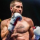 O ator Jake Gyllenhaal, que vive campeão mundial de boxe no filme "Nocaute" - Divulgação