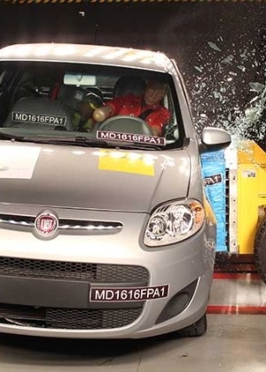 Fiat Palio 2016 no Latin NCAP - Divulgação - Divulgação