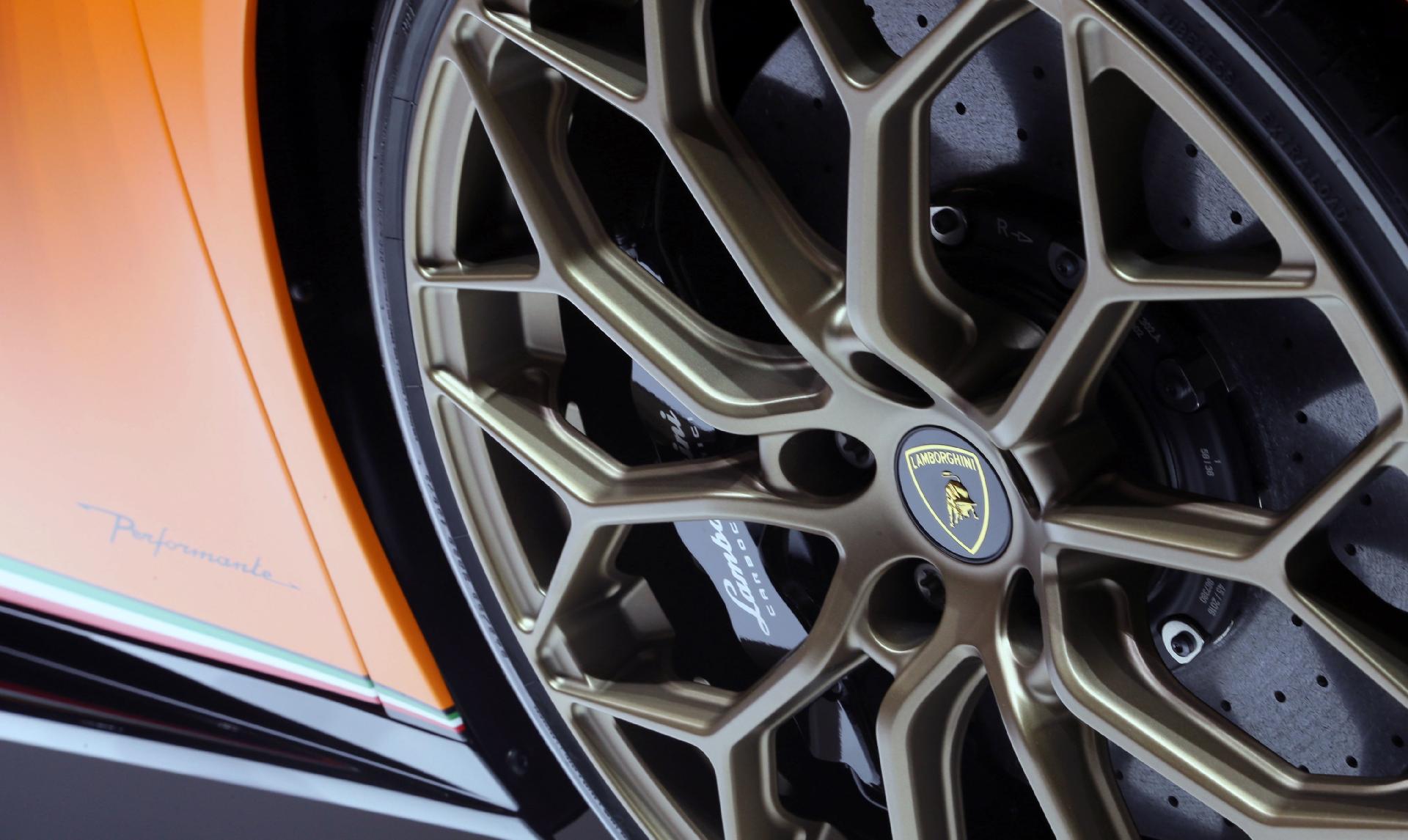 Lamborghini Huracán Performante - Newspress