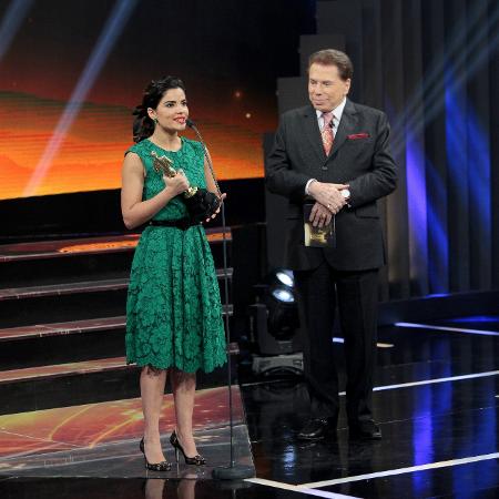 Vanessa Giácomo recebe Troféu Imprensa de melhor atriz de 2013 por "Amor à Vida" - Lourival Ribeiro/SBT - Lourival Ribeiro/SBT