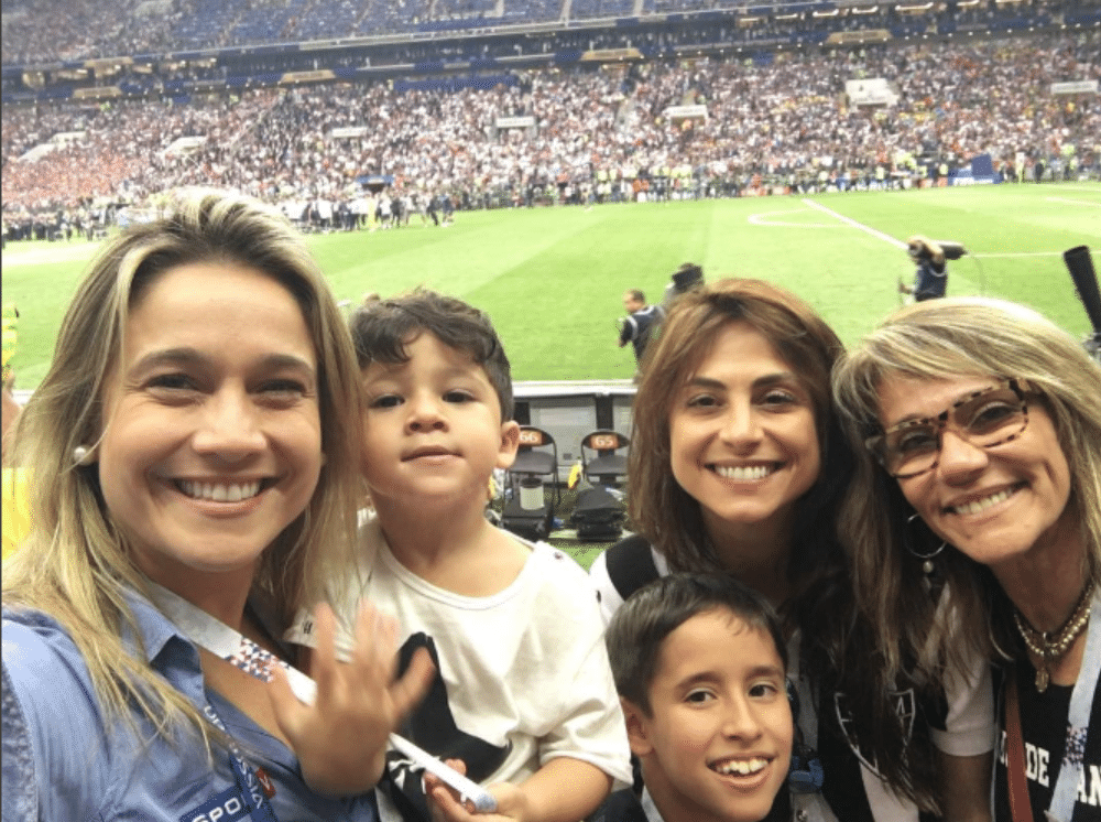 Fernanda Gentil, Gabriel, Lucas, Priscila e Martha durante a Copa do Mundo - Reprodução/Instagram