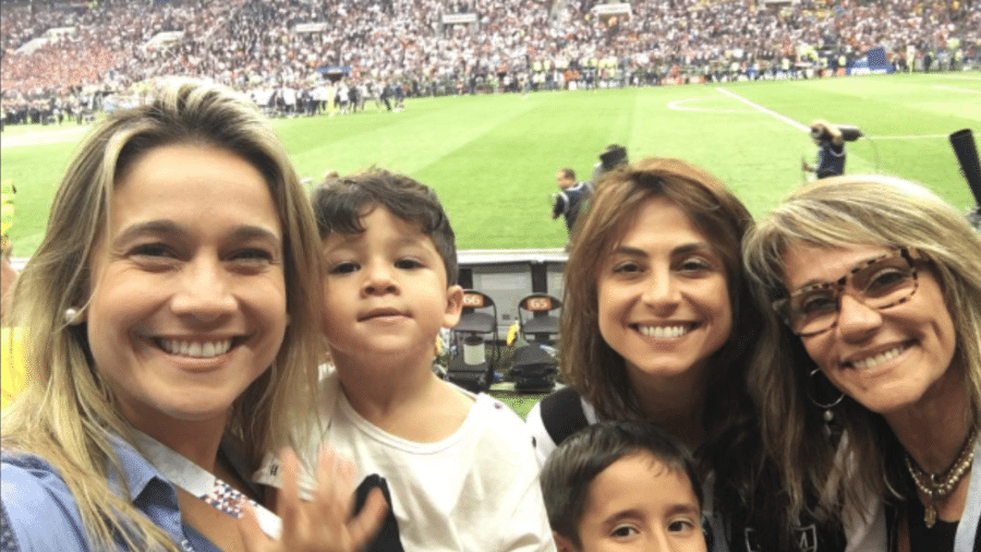 Fernanda Gentil, Gabriel, Lucas, Priscila e Martha durante a Copa do Mundo - Reprodução/Instagram