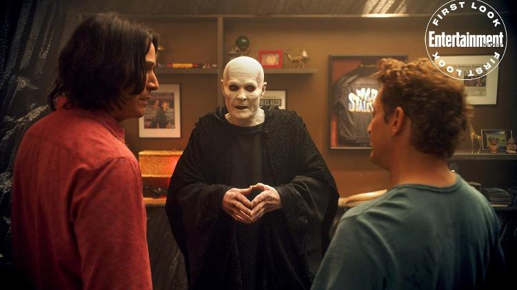 Os protagonistas reencontram a Morte (William Sadler) em Bill & Ted Face the Music - Divulgação/EW - Divulgação/EW