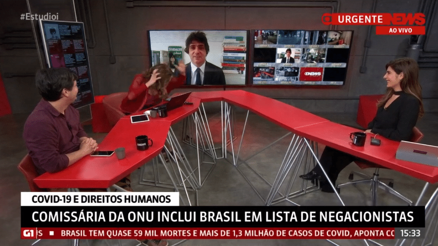 Maria Beltrão brincou com cabelo de Guga Chacra no Estúdio i, da GloboNews - Reprodução/GloboNews