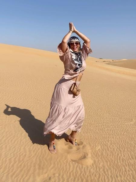 Carla Perez dança em Dubai - Reprodução