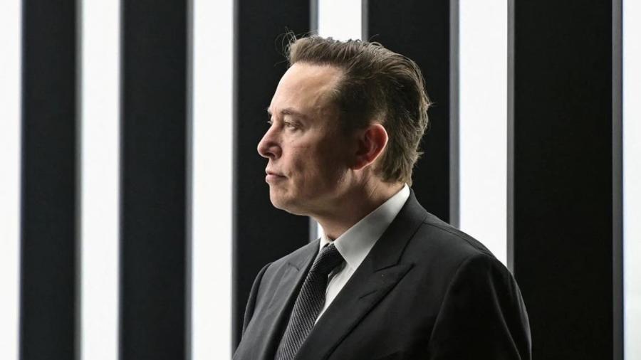 Elon Musk é usuário assíduo da rede social e tem 80 milhões de seguidores - Patrick Pleul/Pool via REUTERS