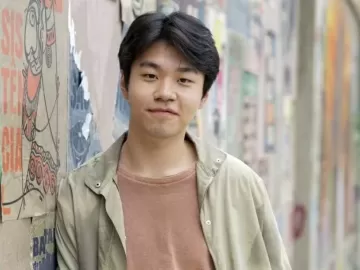 Astro de K-drama, Allan Jeon, estreia na TV após sucesso no TikTok