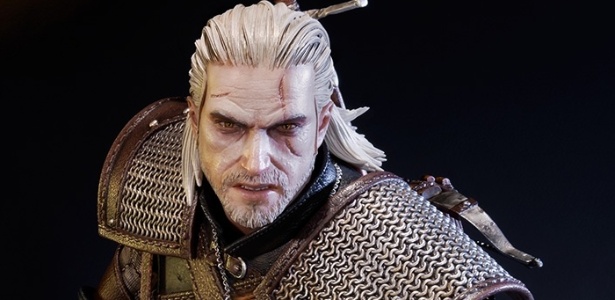 Extremamente detalhada, estátua de Geralt tem 66 cm de altura e usa material para deixar rosto do personagem mais realista - Divulgação