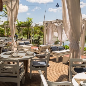 O festão de casamento de Munik e Anderson para 400 convidados acontece no Colosso Lake Lounge em Fortaleza - Reprodução - Reprodução