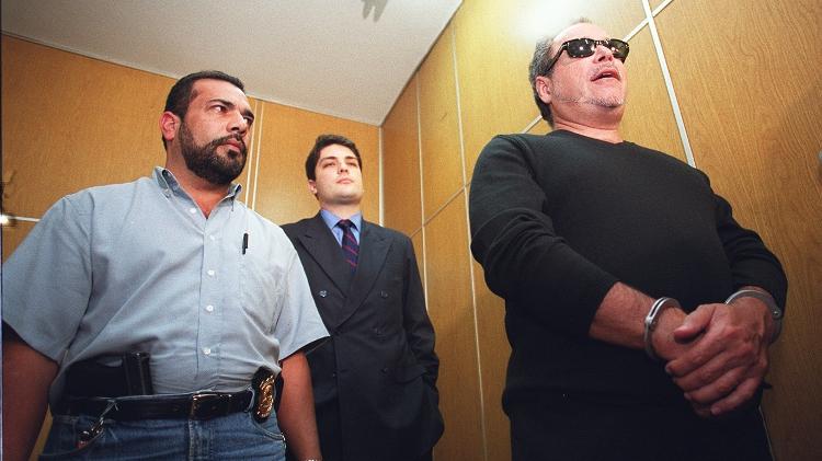 Peter Franklin Paul (de óculos escuros) presta depoimento na Polícia Federal em São Paulo - Jefferson Coppola/Folha Imagem - Jefferson Coppola/Folha Imagem