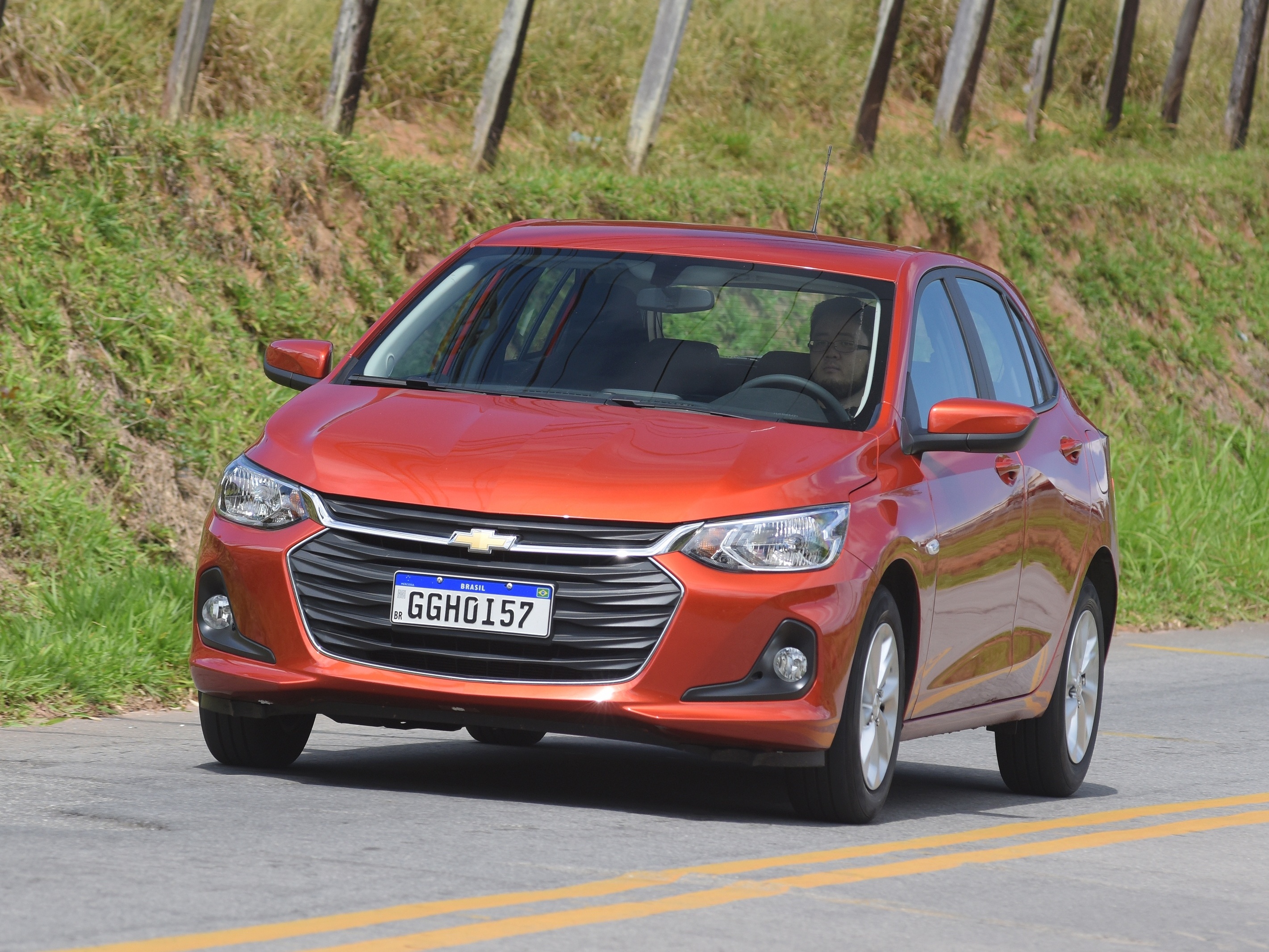 Chevrolet Onix 2019 LT 1.0  O carro mais vendido do Brasil 