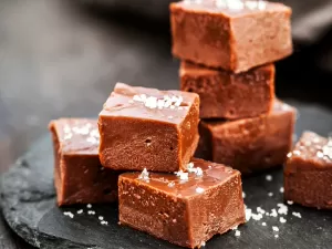 Pistache está na moda e é saudável: faça uma fudge funcional com a semente