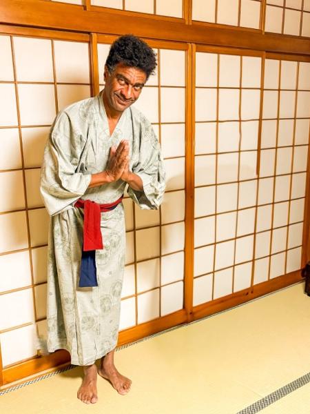 Hélio de La Peña narra sua viagem ao Japão em nova websérie de Nossa Hélio de La Peña narra sua viagem ao Japão em nova websérie de Nossa