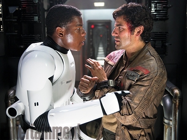 11.nov.2015 - "Entertainment Weekly" divulgou várias fotos inéditas do novo "Star Wars"