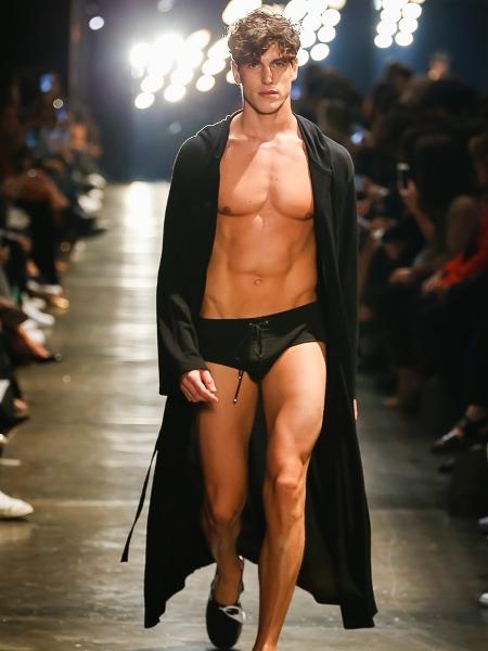 Alexandre Schneider/UOL