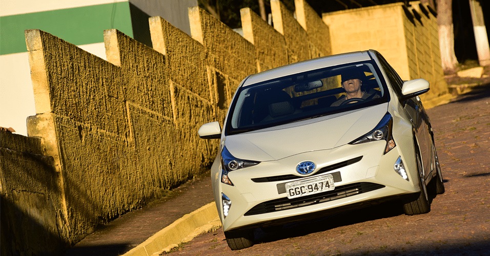 Toyota Prius 2016 - Murilo Góes/UOL