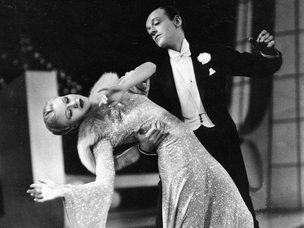 Fred Astaire e Ginger Rogers em cena de "Nas Águas da Esquadra" (1936) - Divulgação