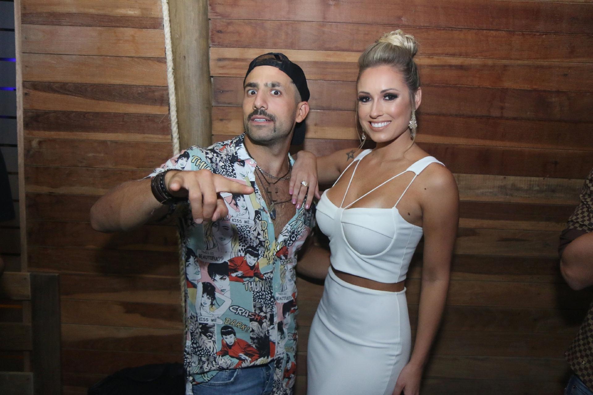 Kaysar e Jéssica vão juntos a inauguração da boate Boot´s Club, no Recreio, zona oeste do Rio, que tem o pai de Neymar como um dos sócios - Daniel Pinheiro/Ag.News