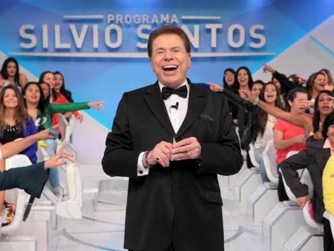 Silvio, o SBT precisa se modernizar e deixar de ser "família"