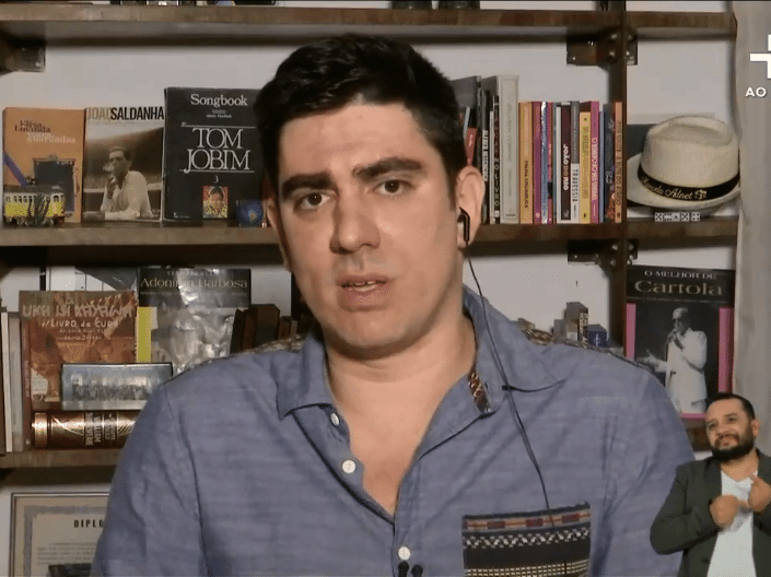'Como morar no Brasil e não ser de esquerda?', questiona Adnet