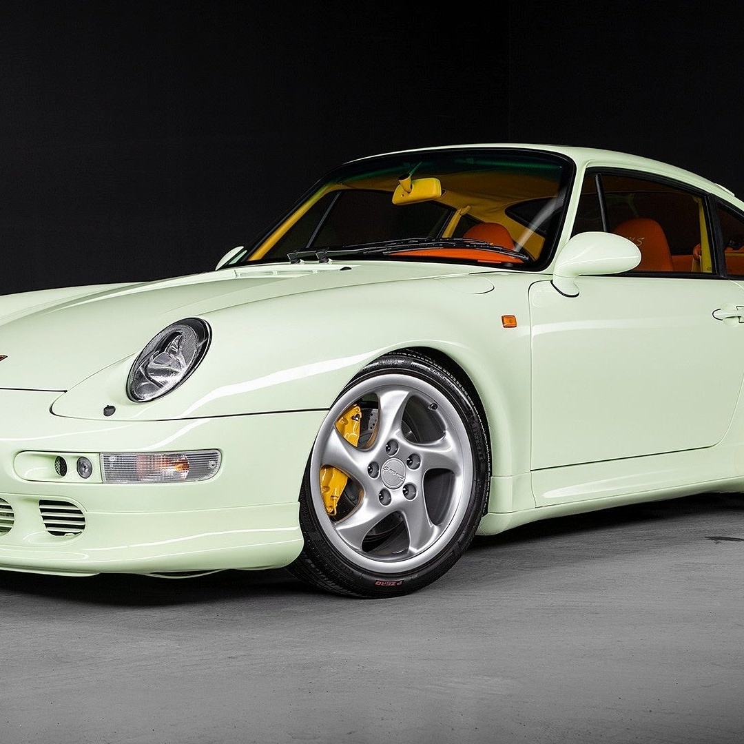 Porsche de xeique com interior excêntrico é anunciado por fortuna foto
