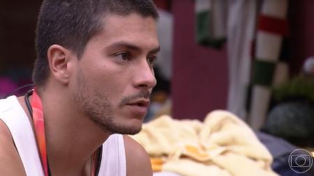 BBB 22: Arthur conversa com Jade sobre indicação ao paredão - Reprodução/Instagram - Reprodução/Instagram