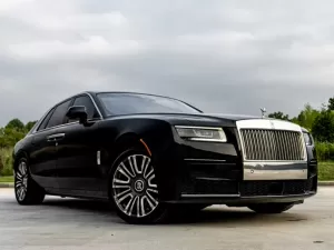 Rolls-Royce zero km de Tom Brady é colocado à venda por uma fortuna