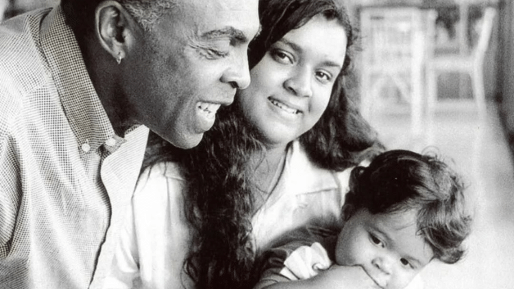 Gilberto Gil com a filha, Preta, e o neto, Francisco Gil