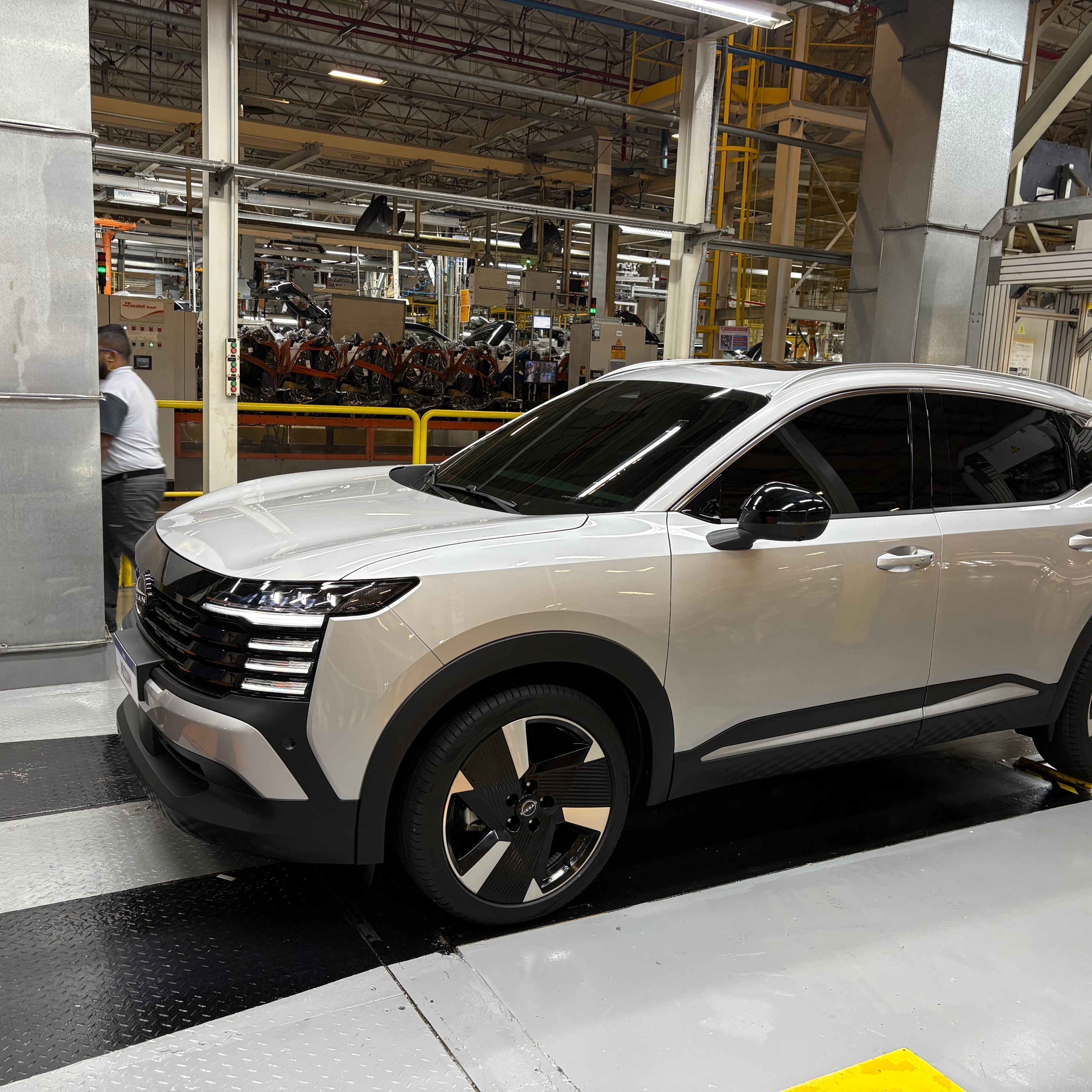 Com Lula, Nissan começa a fabricar novo Kicks; veja versões e itens