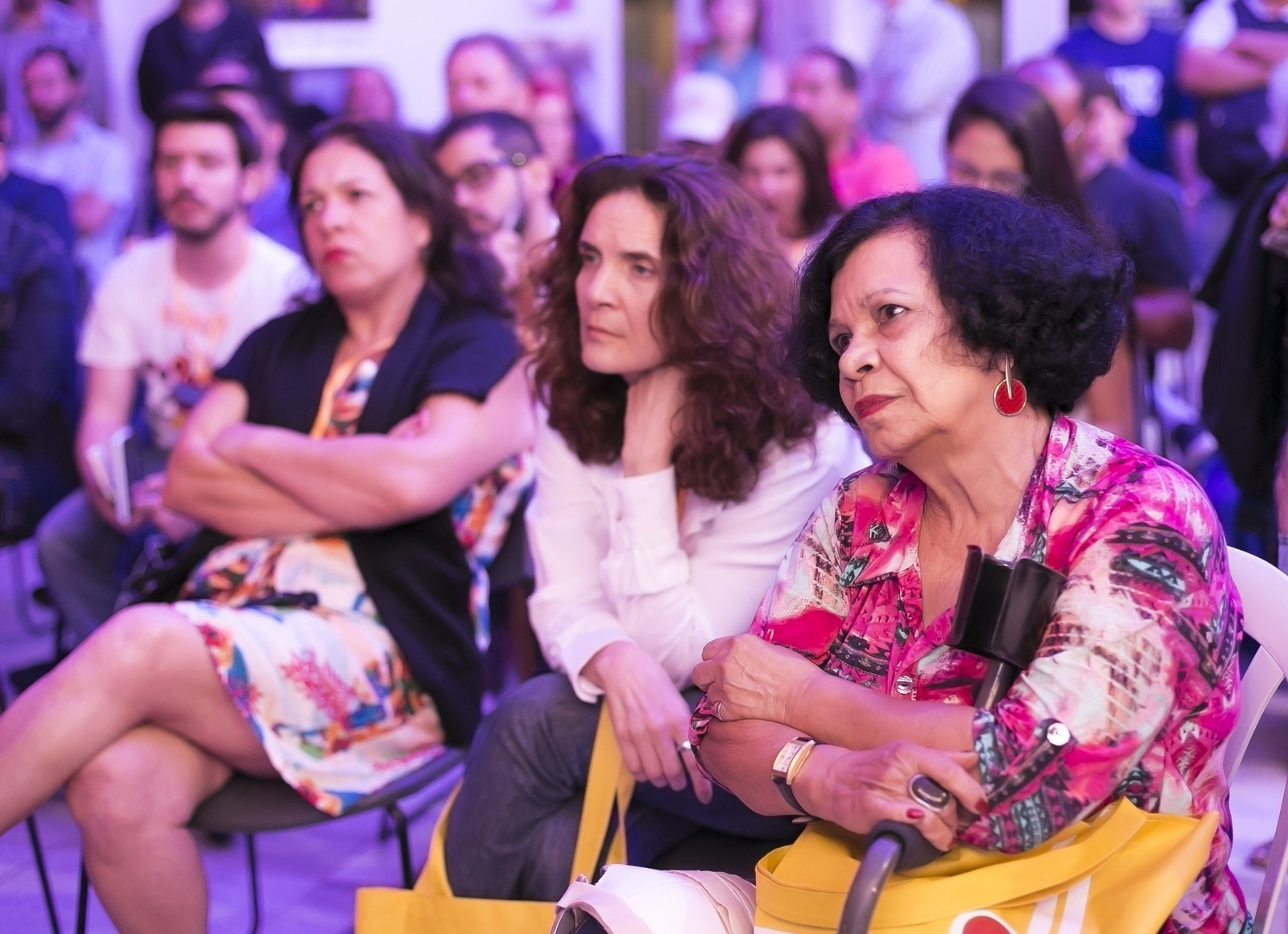 Jean Wyllys  participa de debate na mostra paralela "A Política no Mundo e o Mundo da Política", do 49º Festival de Brasília - Junior Aragão/Divulgação