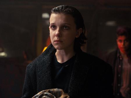Millie Bobbie Brown em cena na série "Stranger Things" - Divulgação