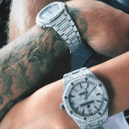 Relógios do casal - Reprodução/Instagram/@justinbieber