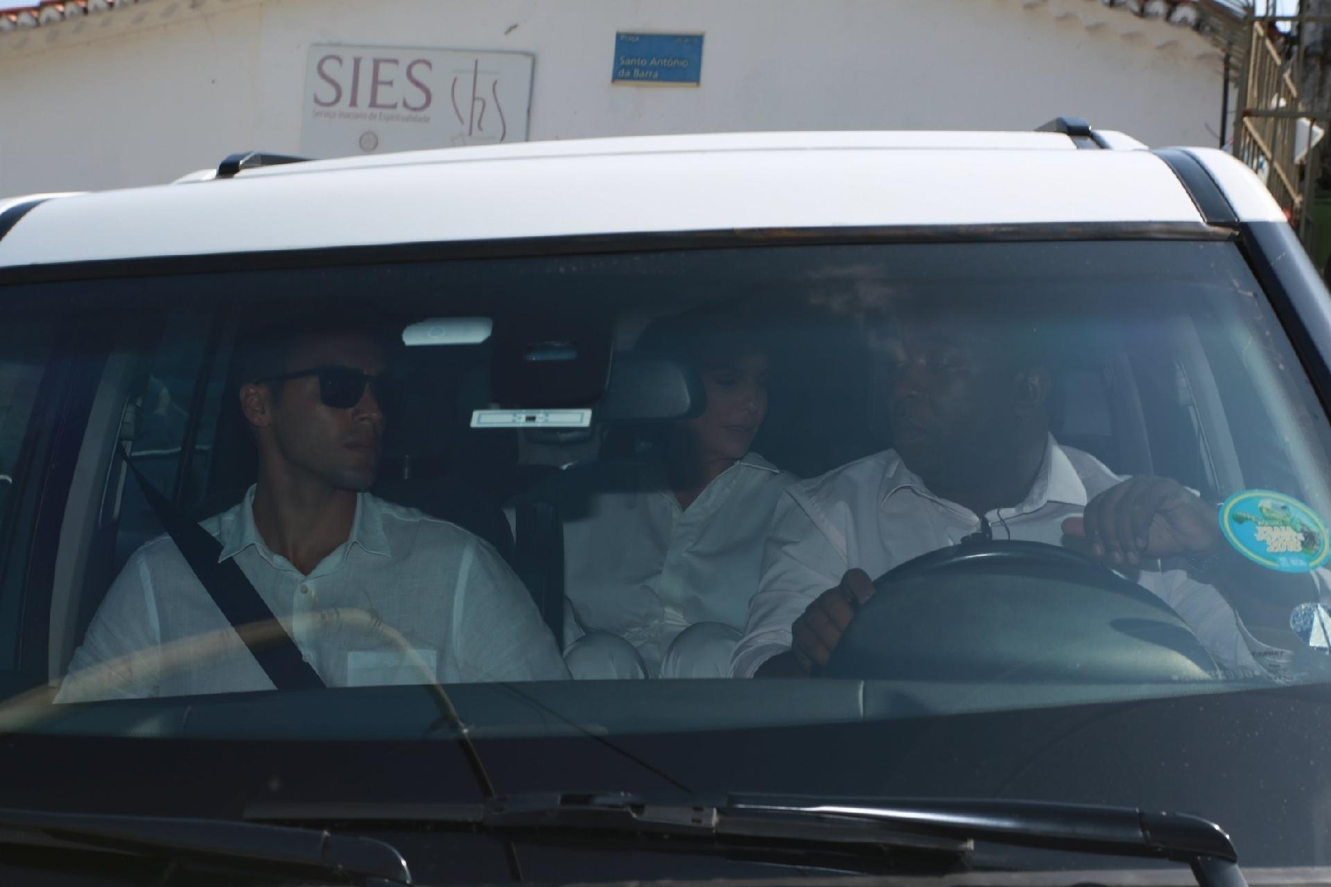 Ivete Sangalo e Daniel Cady escolheram a Igreja Santo Antônio da Barra, em Salvador, para batizarem as filhas Helena e Marina na tarde deste domingo (16) - AgNews/Dilson Silva