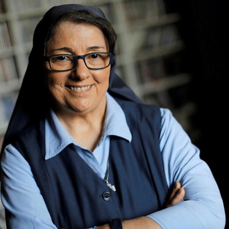 A freira Rose Pacatte - Reprodução/Facebook/SisterRoseGoesToTheMovies - Reprodução/Facebook/SisterRoseGoesToTheMovies