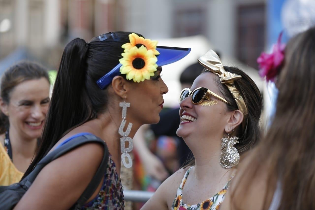 Fogo e Paixão espalha amor pelas ruas do Rio - Marcelo de Jesus/UOL